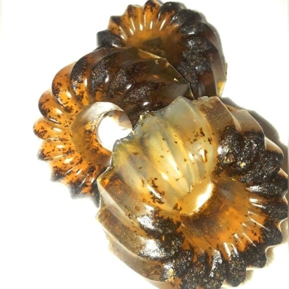 Handcrafted Honey and Matcha doughnut shaped soap bar 1pc BUY 1 GET 1 FREE MIX N - Picture 11 of 12